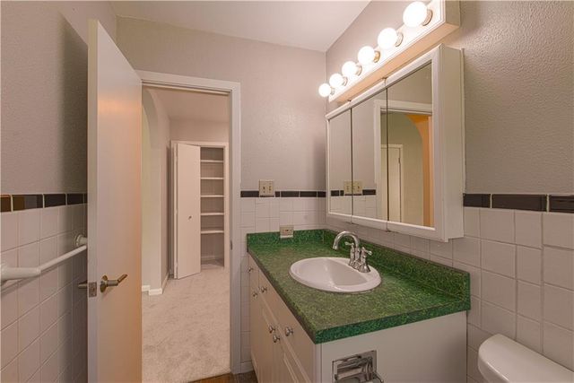 6810 Williamette DR, Austin, TX 78723