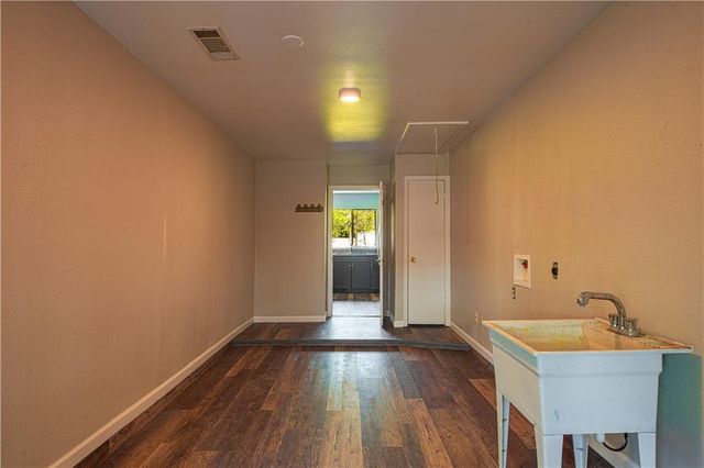 6810 Williamette DR, Austin, TX 78723