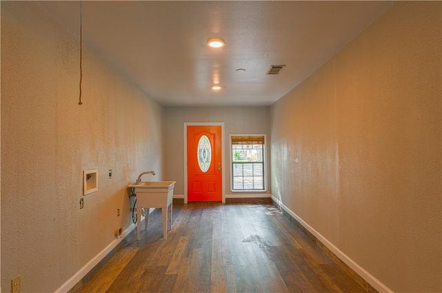 6810 Williamette DR, Austin, TX 78723