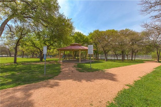 6810 Williamette DR, Austin, TX 78723