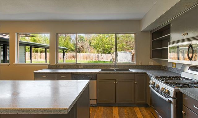 6810 Williamette DR, Austin, TX 78723