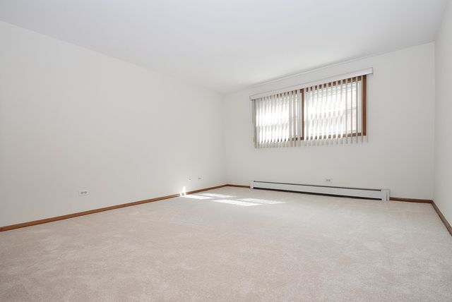 7117 W Belmont Avenue 1C, Chicago, IL 60634