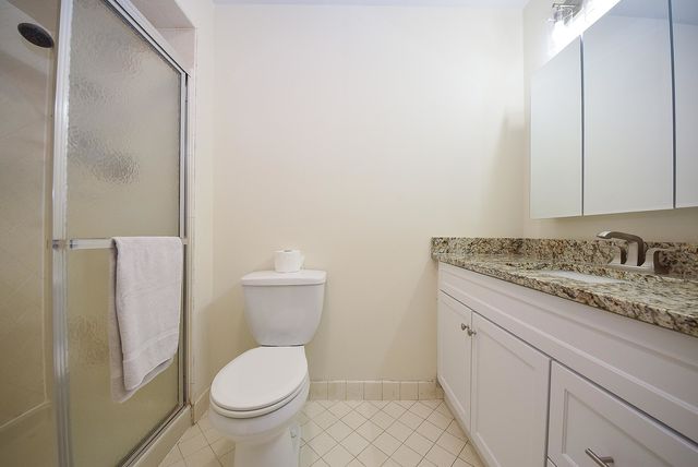 7117 W Belmont Avenue 1C, Chicago, IL 60634