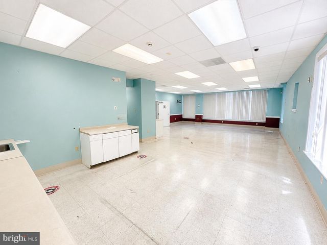 16 S 4TH ST, Reading, PA 19602
