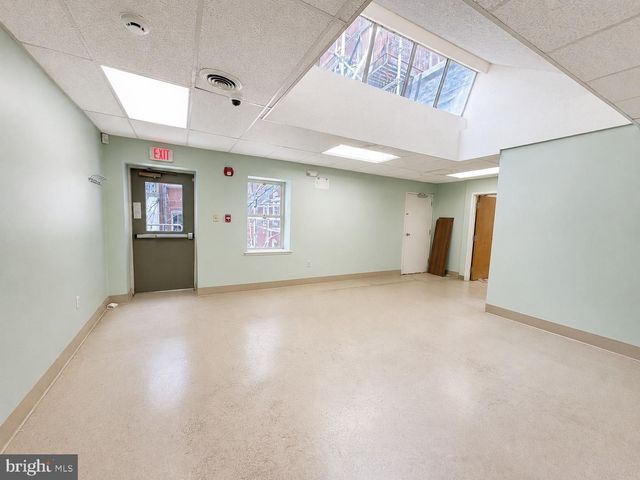 16 S 4TH ST, Reading, PA 19602