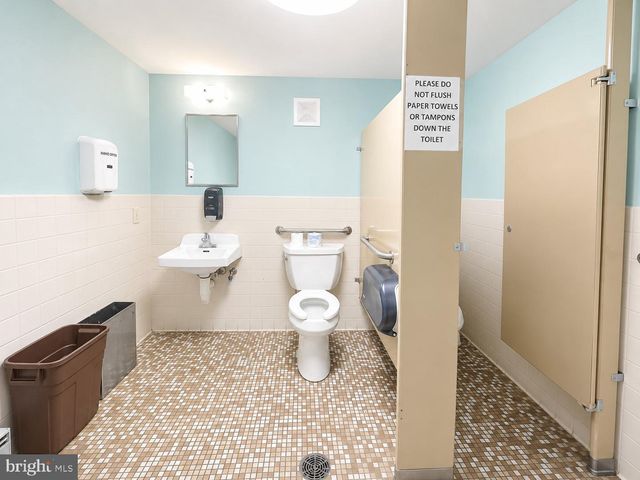 16 S 4TH ST, Reading, PA 19602