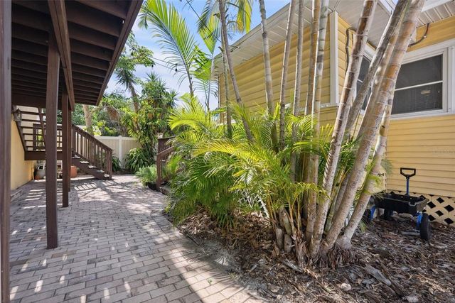 920 16TH AVENUE N, St Petersburg, FL 33704