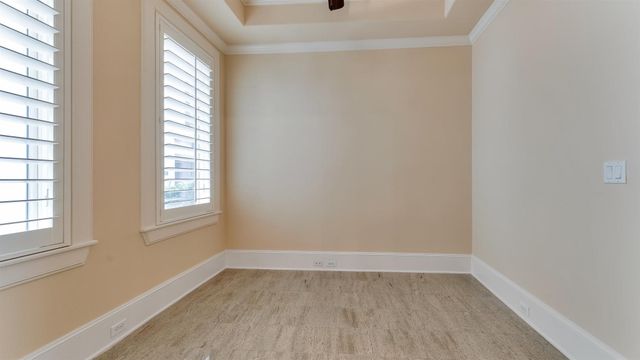 1700 Sunset Boulevard E, Houston, TX 77005