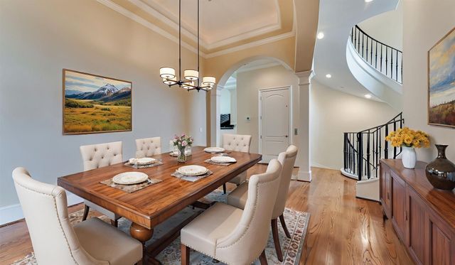 1700 Sunset Boulevard E, Houston, TX 77005