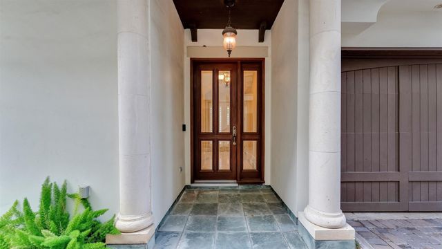 1700 Sunset Boulevard E, Houston, TX 77005