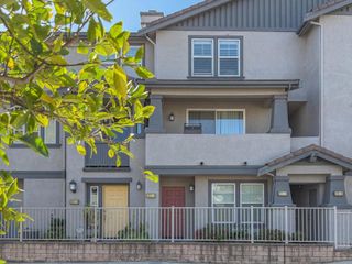 16915 Hutchins Lndg 57, San Diego, CA 92127