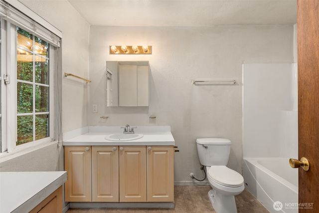 4300 40TH Street, Seaview, WA 98644