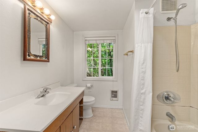 4300 40TH Street, Seaview, WA 98644