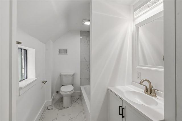 505 Meadow Ave, Penn Hills, PA 15235