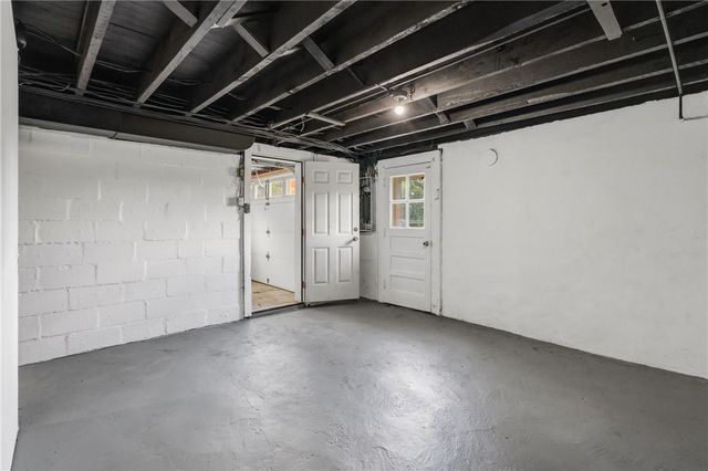 505 Meadow Ave, Penn Hills, PA 15235