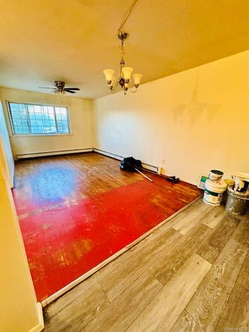106-12 156th Street 3rd Fl, Jamaica, NY 11433
