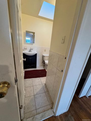 106-12 156th Street 3rd Fl, Jamaica, NY 11433