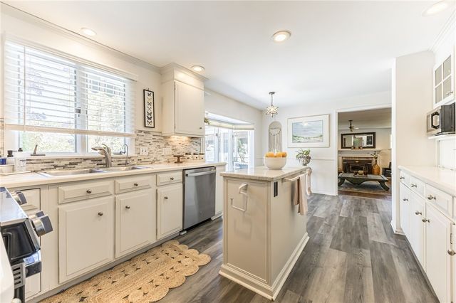 12 Van Buren Road, Pittsford, NY 14534