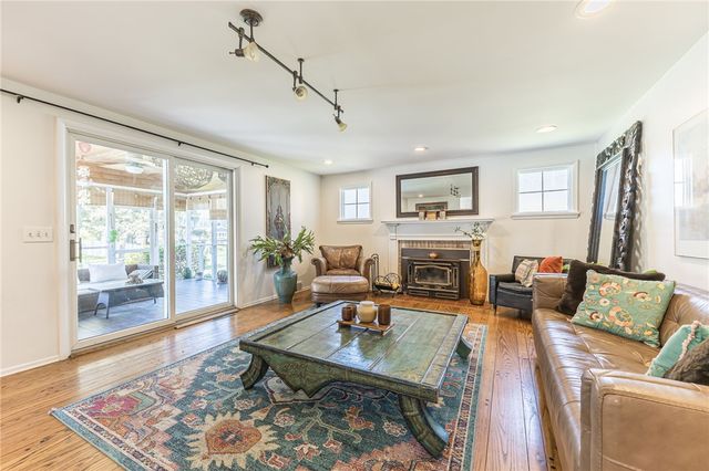 12 Van Buren Road, Pittsford, NY 14534