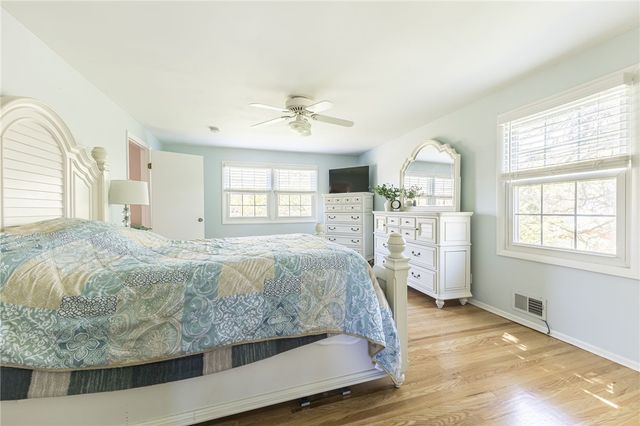 12 Van Buren Road, Pittsford, NY 14534