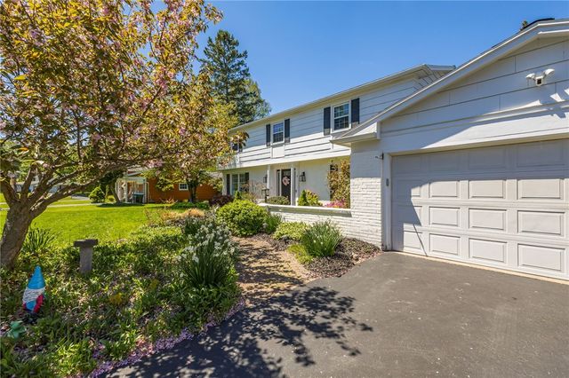 12 Van Buren Road, Pittsford, NY 14534