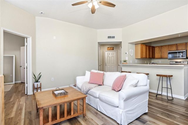 5125 PALM SPRINGS BOULEVARD 1204, Tampa, FL 33647