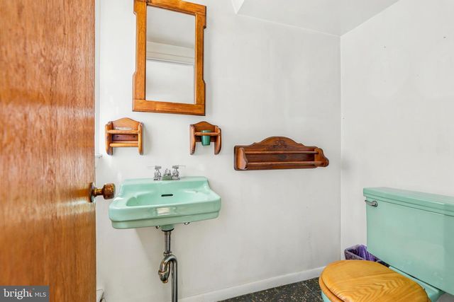 1231 POST HOUSE RD, Media, PA 19063