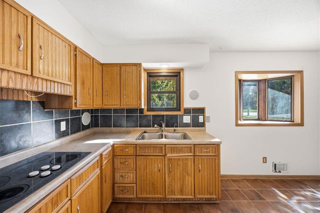 3125 Boone Avenue N, New Hope, MN 55427