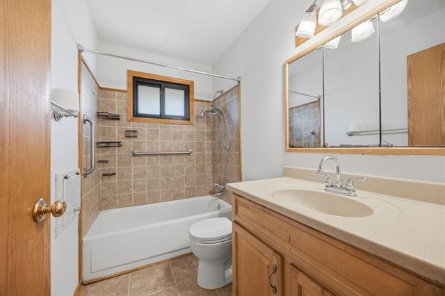 3125 Boone Avenue N, New Hope, MN 55427