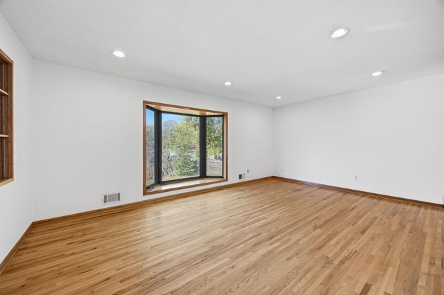 3125 Boone Avenue N, New Hope, MN 55427