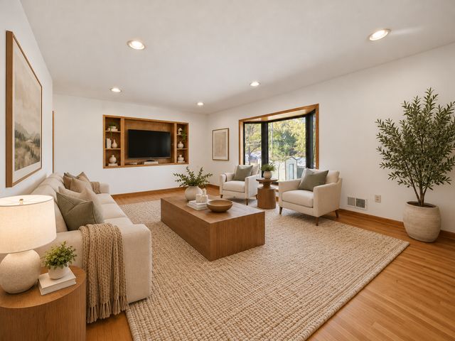 3125 Boone Avenue N, New Hope, MN 55427