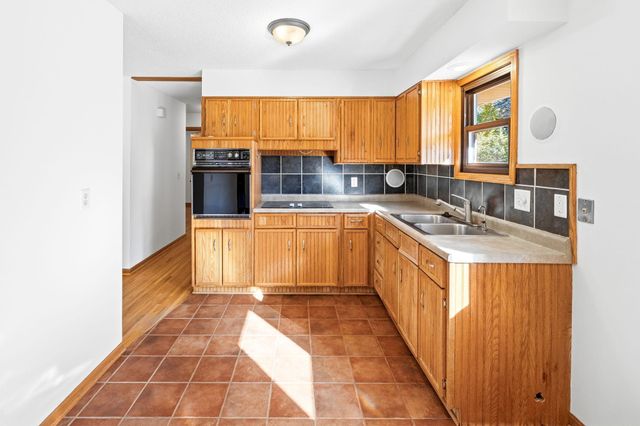 3125 Boone Avenue N, New Hope, MN 55427