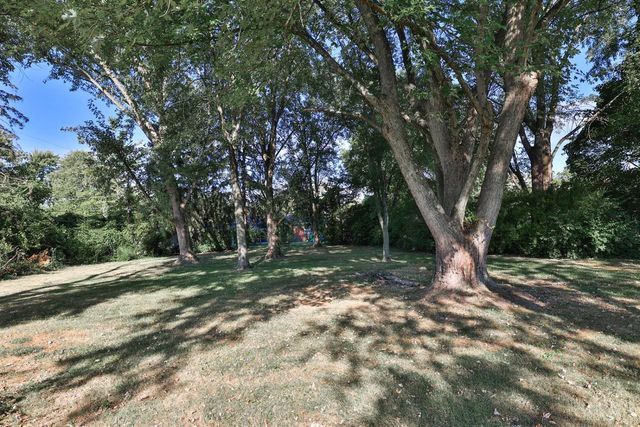 612 Kenridge Drive, Middletown, OH 45042