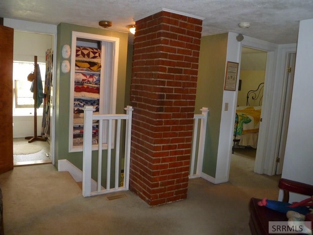 Image 30 of property listing at 748 Falls Avenue, American Falls, ID 83211