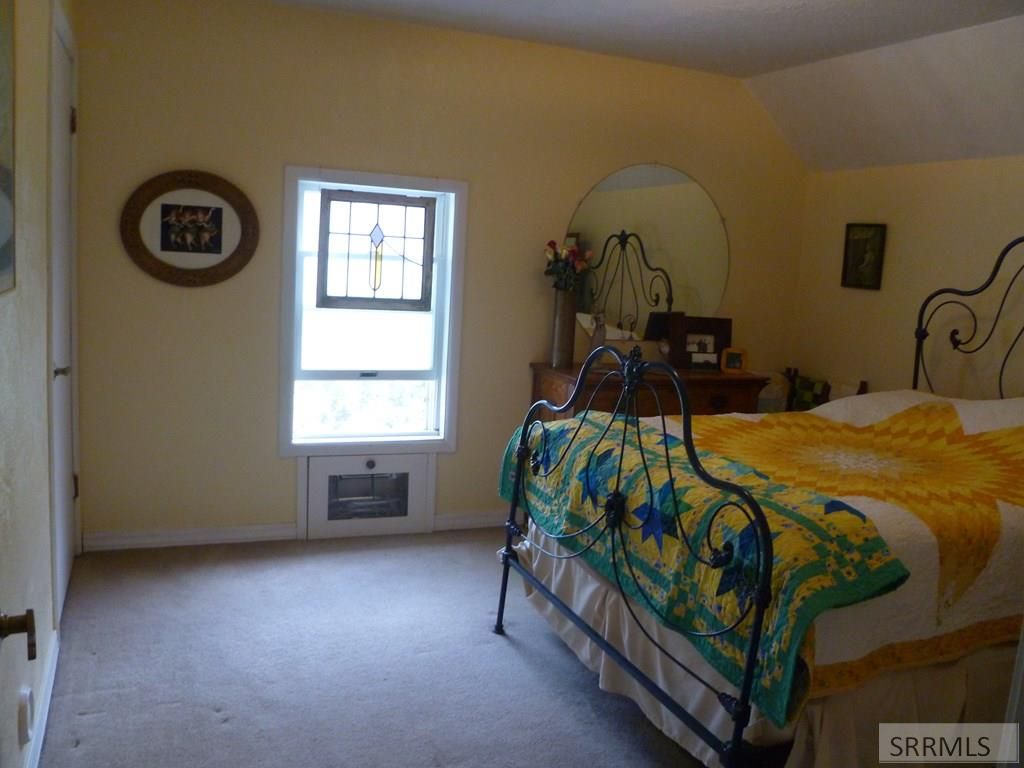 Image 34 of property listing at 748 Falls Avenue, American Falls, ID 83211