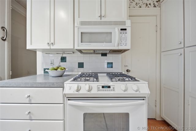 1712 S Owasso Avenue, Tulsa, OK 74120
