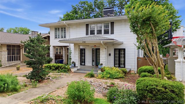 1712 S Owasso Avenue, Tulsa, OK 74120