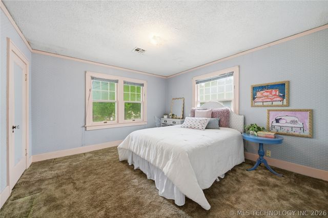 1712 S Owasso Avenue, Tulsa, OK 74120