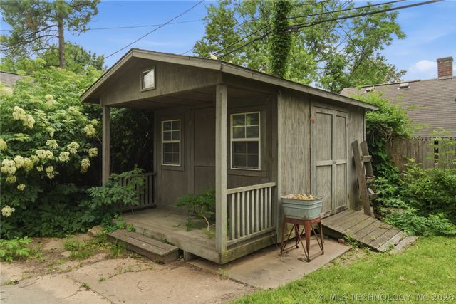 1712 S Owasso Avenue, Tulsa, OK 74120