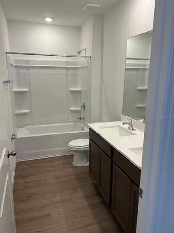 32454 WEATHERED OAK DRIVE N, Wesley Chapel, FL 33543