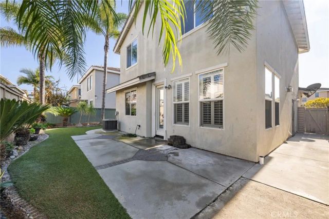 11 Springwater Dr, Buena Park, CA 90621