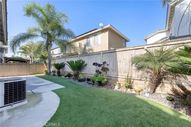 11 Springwater Dr, Buena Park, CA 90621