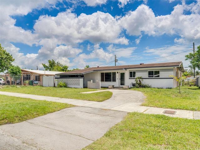 19931 Gulfstream Road, Cutler Bay, FL 33157