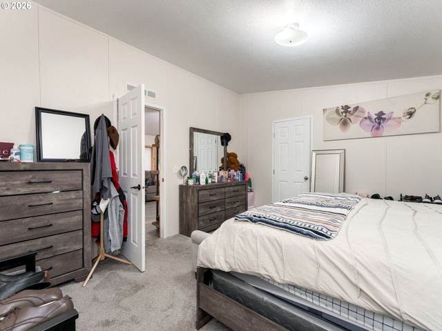 15619 Ne CAPLES Rd, Brush Prairie, WA 98606