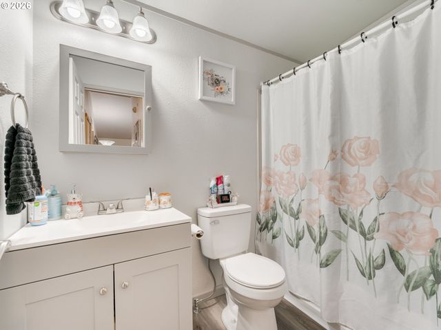 15619 Ne CAPLES Rd, Brush Prairie, WA 98606