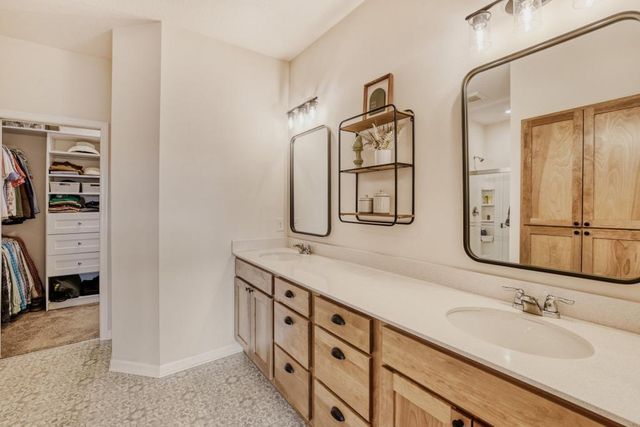 8088 Haywood Drive, Lino Lakes, MN 55014