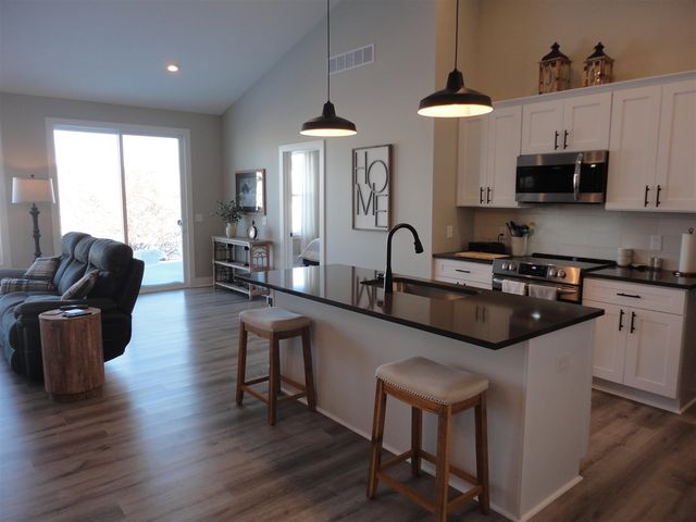 1469 Eagle Shore 41, Hudsonville, MI 49426