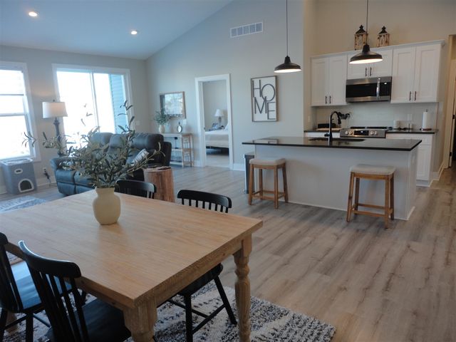 1469 Eagle Shore 41, Hudsonville, MI 49426