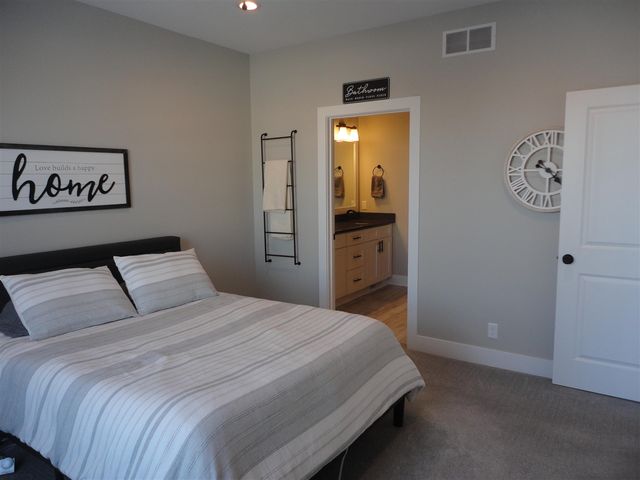 1469 Eagle Shore 41, Hudsonville, MI 49426