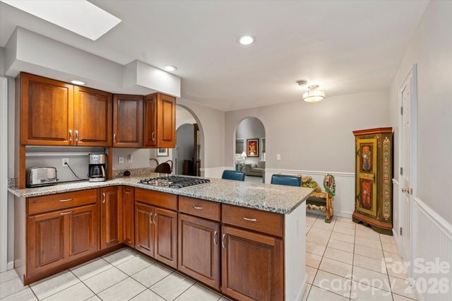 314 Sweetwater Hills Drive, Hendersonville, NC 28791